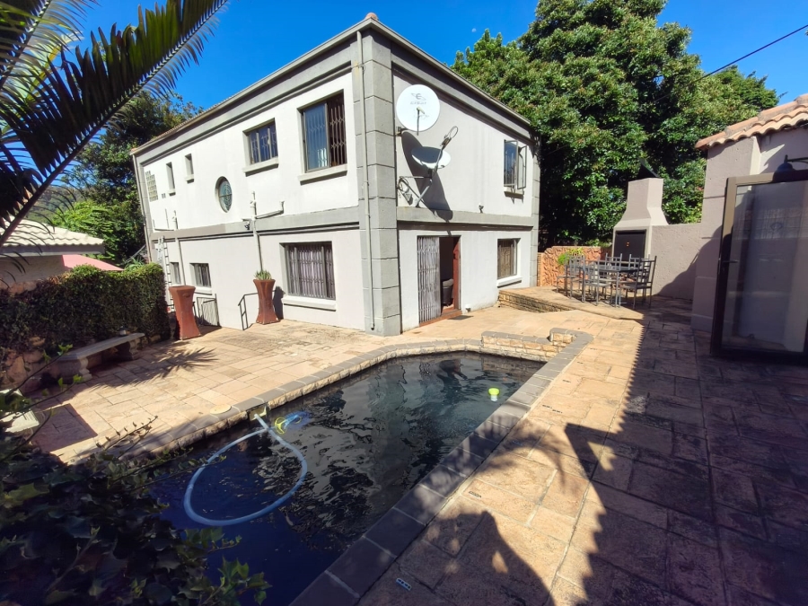 4 Bedroom Property for Sale in Safari Gardens North West